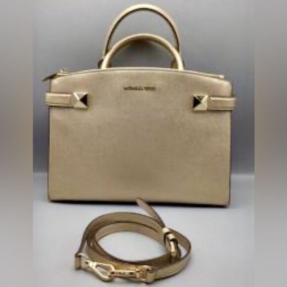 MICHAEL KORS KARLA STUD MED E/W SATCHEL Crossbody Bag In GOLD Leather - Picture 1 of 6